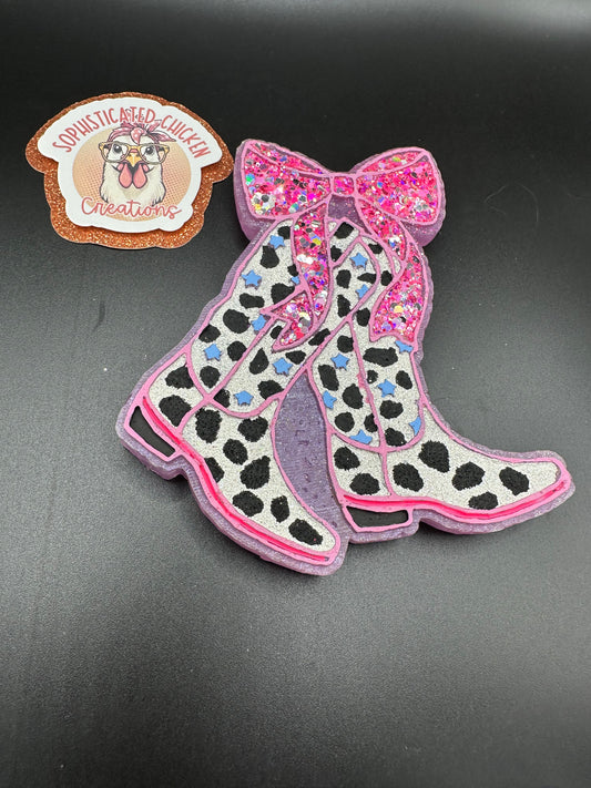 Boots With Bow Freshie